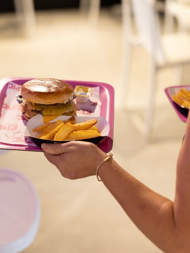 Pembe tepside burger