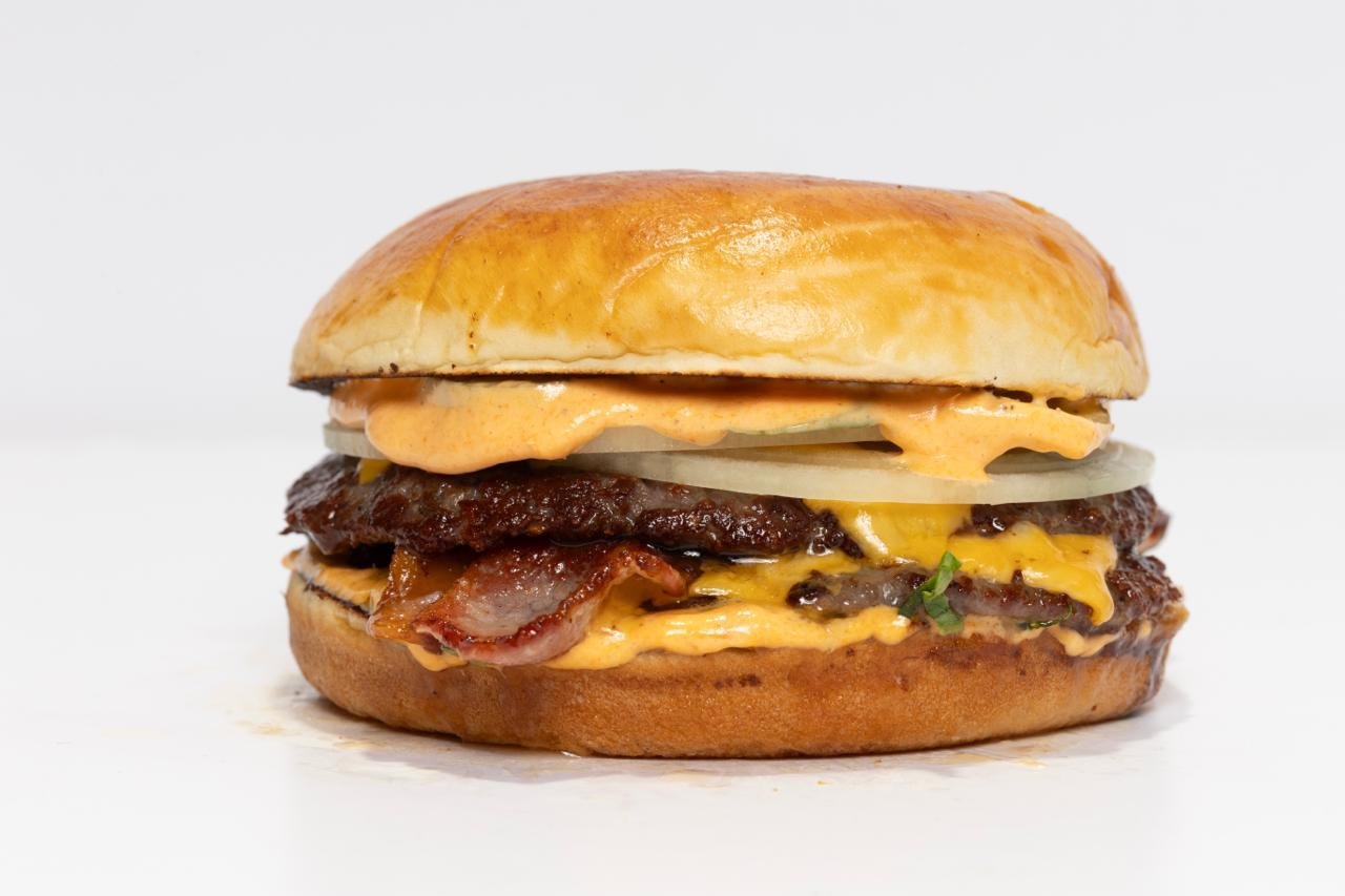 "Can" Cozy Burger 🐷